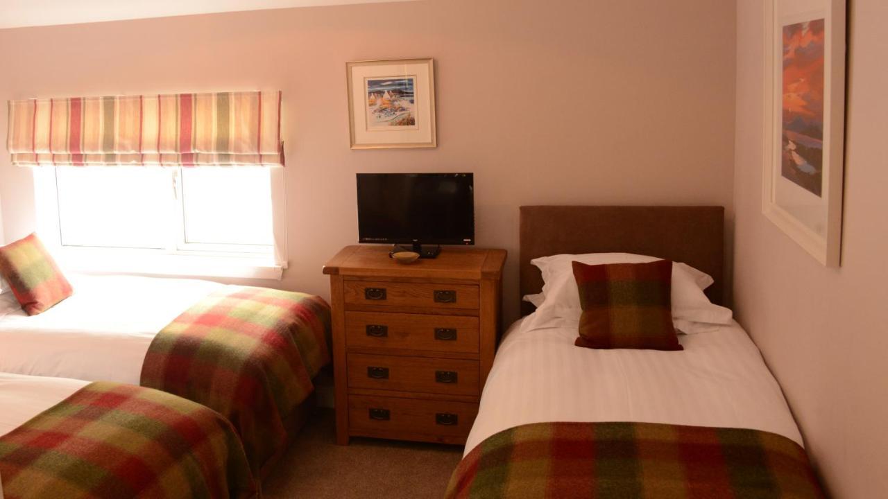 Springbank Bed & Breakfast Mallaig Exterior photo