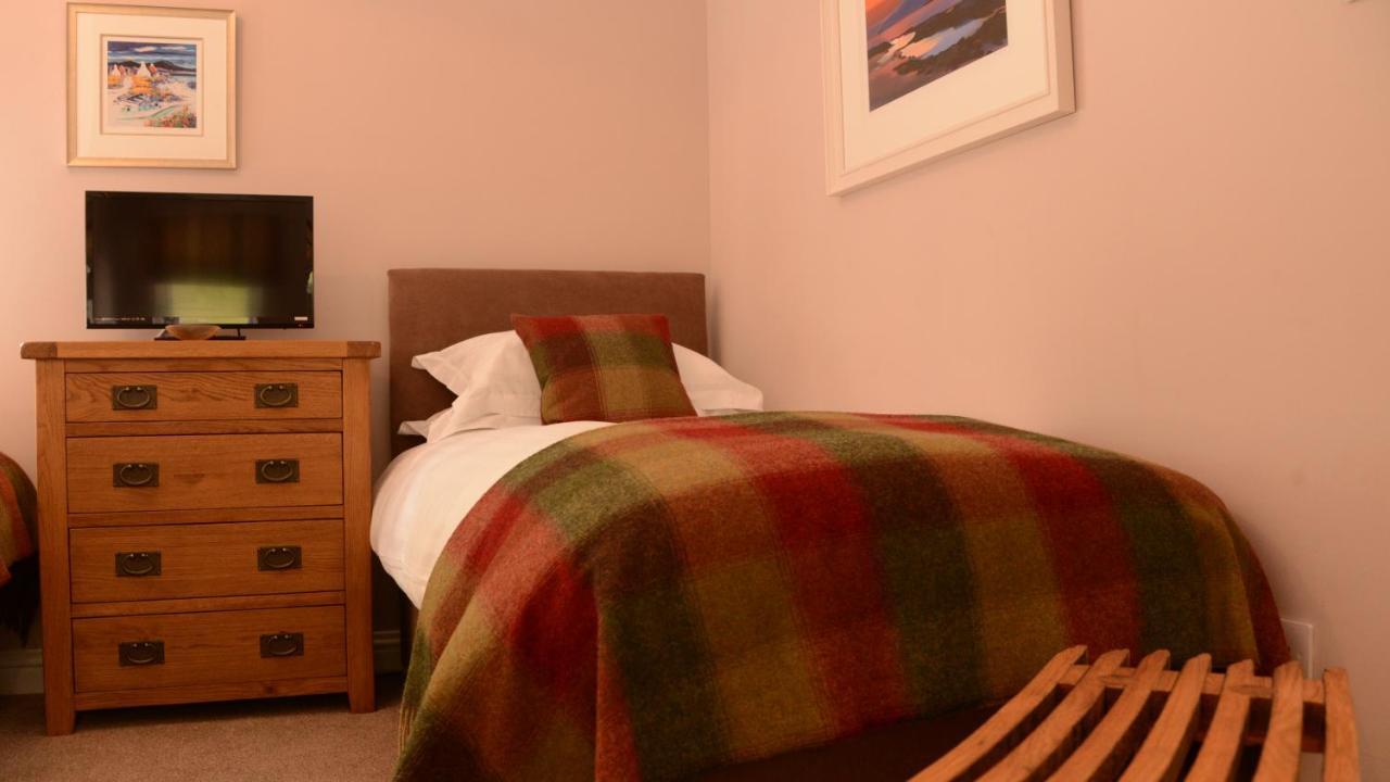 Springbank Bed & Breakfast Mallaig Exterior photo